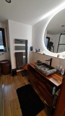 Schöne, modernisierte Erdgeschosswohnung von Privat zu erwerben