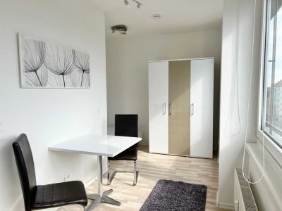 Helle 1-Zimmer Wohnung im 4. OG in Fürth Stadtpark / Stadtgrenze