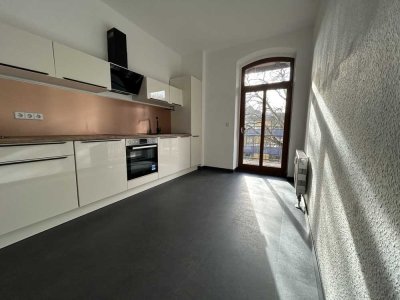 2-Raum-Wohnung mit Balkon & Einbauküche