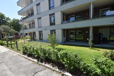 Wunderschöne 3 Zi. Wohnung mit Terrasse. Direkt an der U5. Siemens, Bosch in der Nähe!