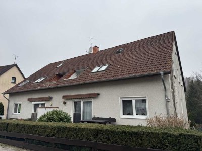 Ihr neues IMMOBILIEN QUARTIER: Schöne Maisonette-Wohnung mit Stellplatz & eigenem Garten