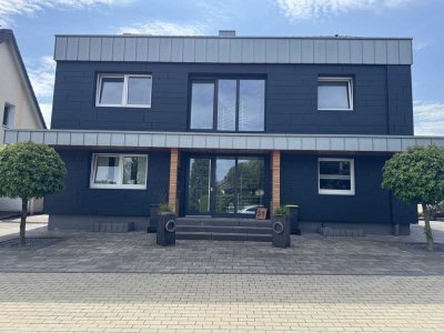 Renovierte 2,5 Zimmer Wohnung
