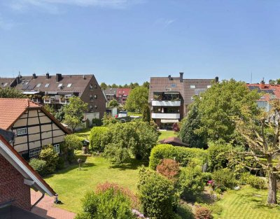 Sehr schöne Dachgeschoss-Wohnung mit tollem Ausblick in Mönchengladbach, Bettrath-Hoven
