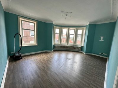 Zweitwohnung (Ferien) o. Kapitalanlage mit Balkon, EBK, sehr zentral. Sofort vermietbar!