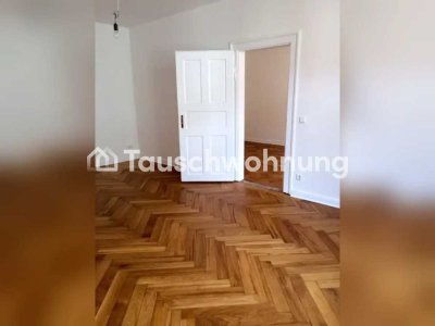 Tauschwohnung: 2 Zimmer Altbau m. Fischgrätparkett gg. 3 Zimmer Altbau �