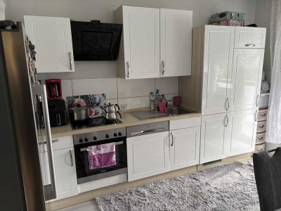 3-Zimmer-Wohnung mit der Küche und Balkon im 3. OG in Langen, S-Bahn 5 min, Top-Lage