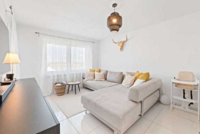 Schöne helle 3 Zimmer Wohnung