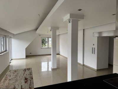 Wohntraum auf zwei Ebenen: Exklusive Maisonette mit Traumterrasse!