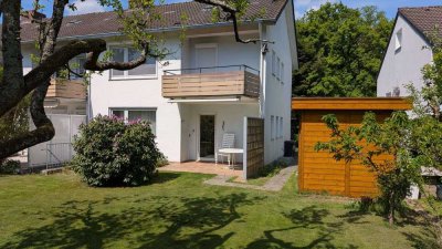 Neuwertig & Energieeffizient: 2-Zimmer-Wohnung mit EBK, Terrasse und eigenem Garten