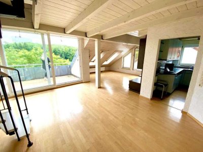 Helle und naturnahe 2-Zimmer Wohnung mit Blick über Möhringen