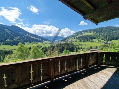 Wohnhaus mit Tiroler Charakter in Bestlage – modernisierungsbereit mit großem Entwicklungspotenzial
