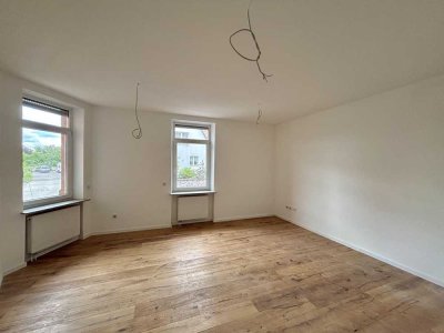 Hohe Decken treffen auf modernen Wohnkomfort.