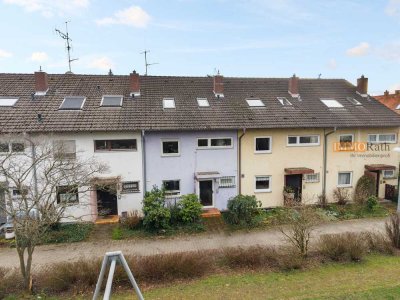 IMMORath.de - Großzügiges Reihenmittelhaus mit Garage in Freiburg - Erbbau