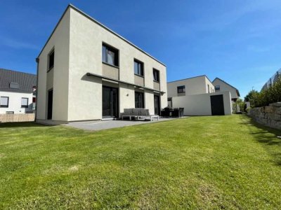 Provisionsfrei* Modernes Haus in zentraler Lage in Neustadt/Aisch