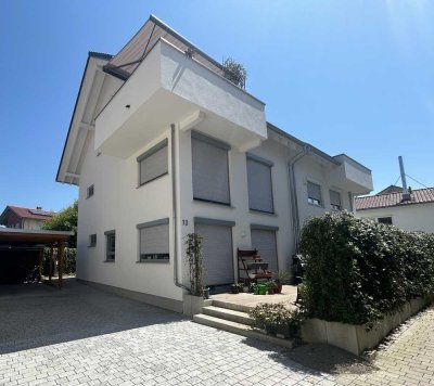 Seenahe, helle Maisonette-Wohnung, 2 Minuten zum See