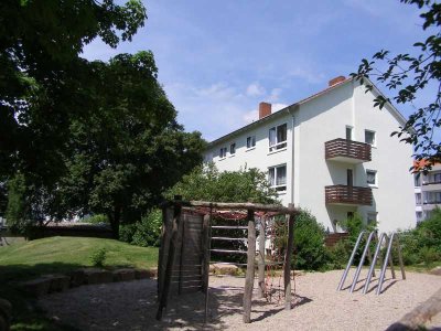 Großzügige 4-Zimmer Wohnung mit Balkon zu vermieten