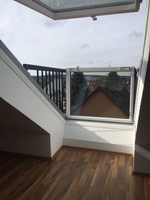 Neuausbau: teilmöblierte Dachgeschosswohnung m. Loftcharakter und EBK Nähe Hohnsen