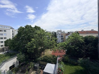 Helle drei Zimmer Wohnung mit großem Wohnraum und ruhiger Loggia mit Morgensonne
