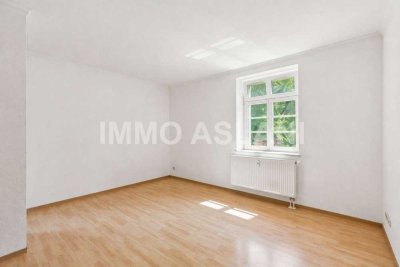 Bezugsfreie 2-Zimmer-Wohnung mit Balkon + Einbauküche im aufstrebenden Leipziger Neulindenau