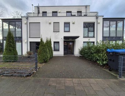 Helle 2-Zimmer-Wohnung im 2. OG mit WinterGarten in Düsseldorf-Lohausen
