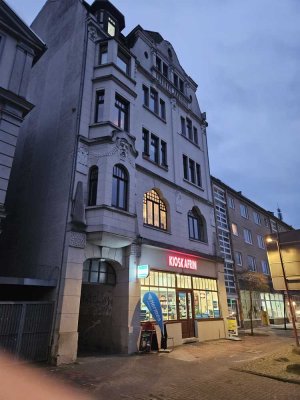 4-Zimmer-Altbau im Dachgeschoss