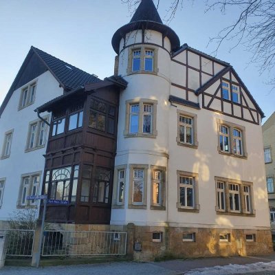 Helle 4-Raum-Wohnung in zentraler  ruhiger Lage von Neustadt/Sa. zu vermieten