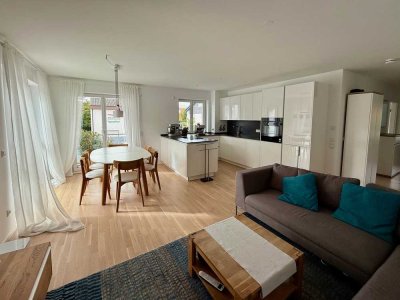 stilvolle 3-Zimmer-Wohnung mit EBK und Balkon