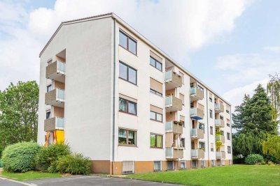 Bruchköbel: Schöne 3-Zimmer-Wohnung mit Süd-West-Balkon & schicker Einbauküche in ruhiger Lage