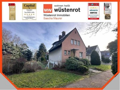 Zum Grundstückspreis: Freistehendes Einfamilienhaus 
mit überdachter Terrasse und großem Garten!