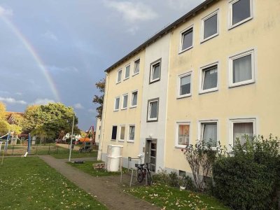 Gut geschnittene 2,5-Zimmer-Wohnung mit ca. 56,24m² Wohnfläche mit Loggia