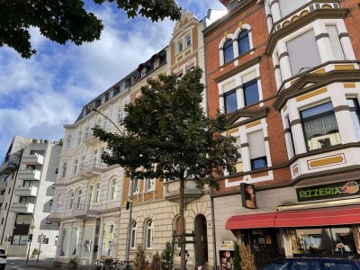 Provisionsfrei  Sofort bezugsfrei! 3-Zimmer-Wohnung in der Südliche Vorstadt.