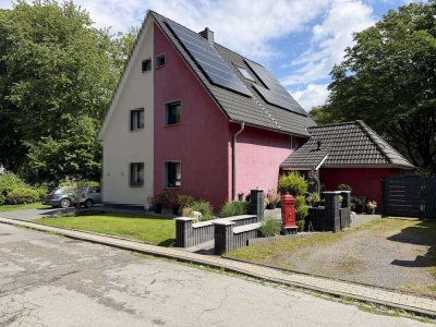 Einziehen u. Wohlfühlen! Modernisierte Doppelhaushälfte mit einem tollen Garten in ruhiger Wohnlage!