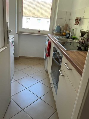 *Gut geschnittene 2-Zimmerwohnung in sehr gepflegt und modern*