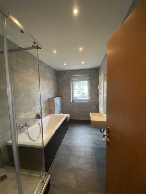 Helle 2-Raum Wohnung mit Balkon in Pölbitz!