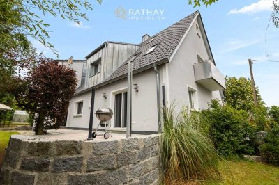 Wohnoase in Mainburg – Stilvolles Einfamilienhaus mit großem Gartenparadies