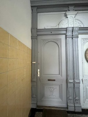 Wunderschöne Altbauwohnung frei!