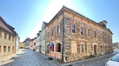 Denkmal im Stadtzentrum von Radeburg - MFH mit Sanierungsprojekt