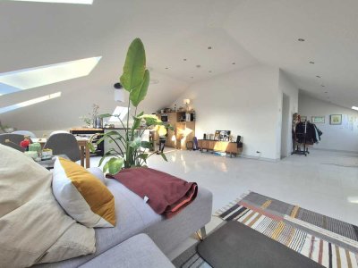 Exklusive 2,5-Zimmer Penthouse-Wohnung in Berlin-Buckow (Neukölln)