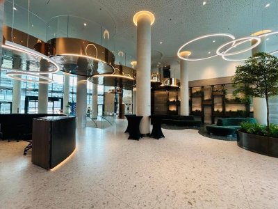 PROVISIONSFREI! DANUBEFLATS! ERSTBEZUG! 5. STOCK! DIREKT AM WASSER! &amp; DER U1 ! GYM! POOL! FUßBODENKÜHLUNG! EINBAUKÜCHE! WEITBLICK.