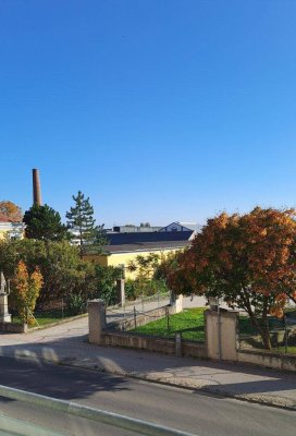 Gepflegte Terrassenwohnung in Hirtenberg: 51m² mit Balkon und Stellplatz!