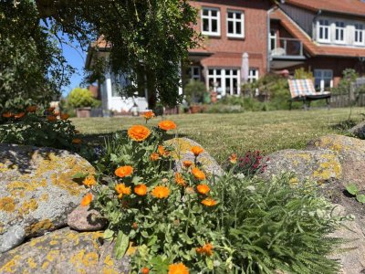 Reihenendhaus mit 2 WE in Feldrandlage