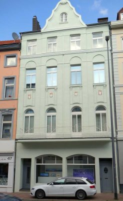 Top-Loft für Singles im Jugendstilhaus