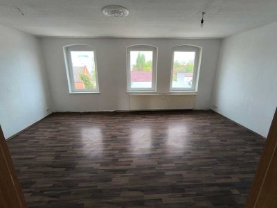 geräumige 3-Zimmerwohnung mit Tageslichtbad