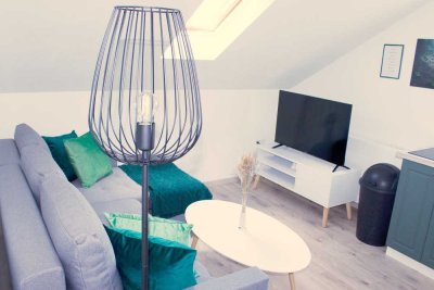 Vollmöblierte Dachgeschosswohnung mit Klimaanlage in Bühl, Neusatz