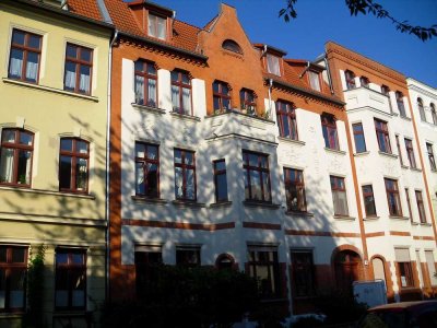 *** 3-Raum-Wohnung im Erdgeschoss mit Balkon in Stadtfeld Ost ***
