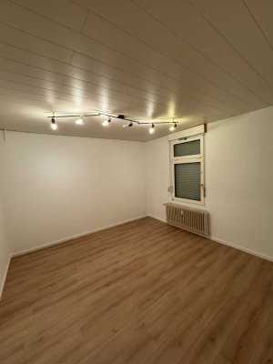 Vollständig renovierte 2-Raum-Wohnung in Remscheid