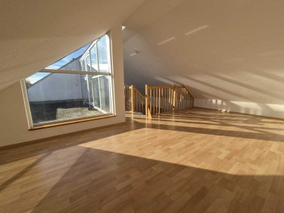 Schöne 3 Zimmerwohnung mit Terrasse im Zentrum