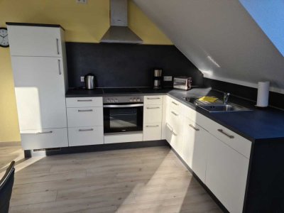 Geschmackvolle 4-Zimmer-Dachgeschosswohnung mit gehobener Innenausstattung und EBK in Esens