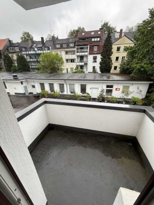 2 Zimmer Wohnung mit Balkon + Küche in guter Lage