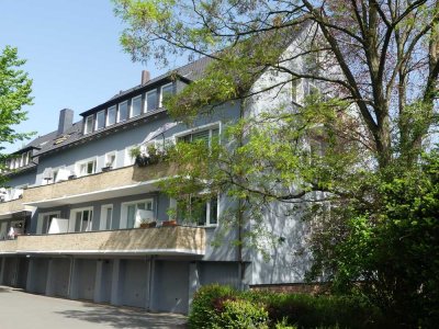 Hindenburgviertel Langenhagen - 2 Zimmerwohnung im Hochparterre mit Balkon und Parkett ab 01.11.2025